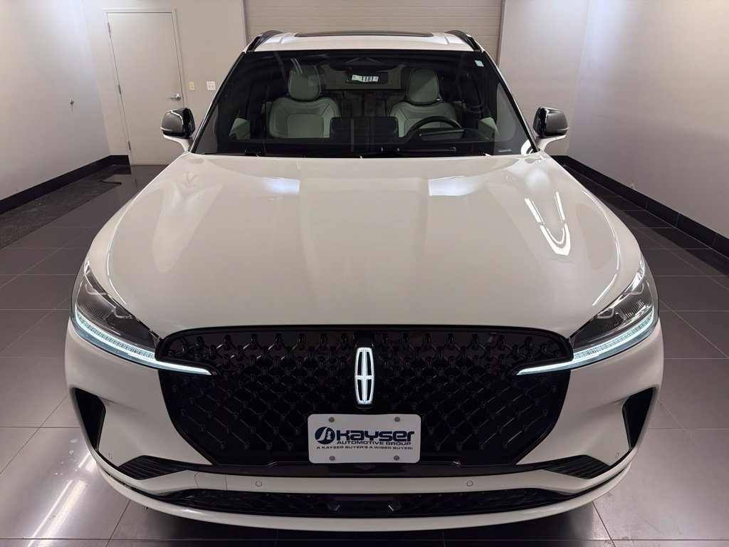 New 2027 Lincoln Aviator Black Label w/ Jet Appearance Package AWD/4WD image 2