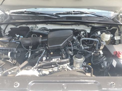 Used 2020 Toyota Tacoma SR w/ SR Convenience Package RWD image 17