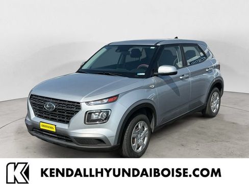 Used 2020 Hyundai Venue SE FWD image 1