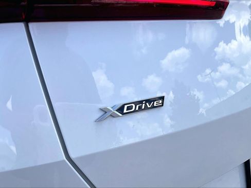 Used 2026 BMW X3 xDrive30i w/ Premium Package AWD/4WD image 9