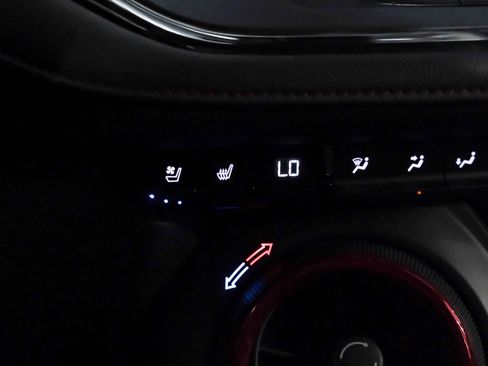 Used 2021 Chevrolet Blazer RS w/ Enhanced Convenience Package AWD/4WD image 27