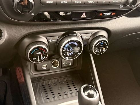 New 2026 Hyundai Venue SEL FWD image 18