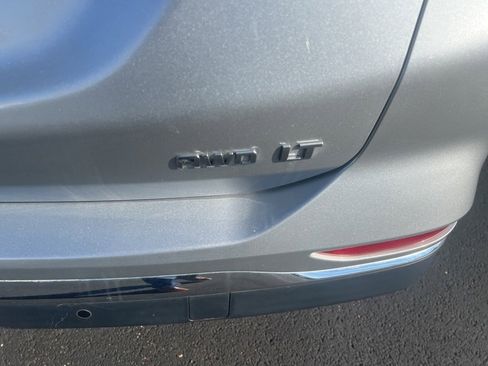 Used 2020 Chevrolet Equinox LT image 4