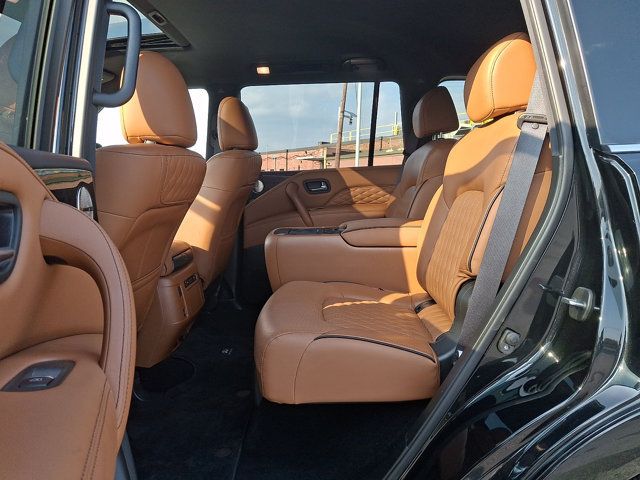 Used 2024 INFINITI QX80 Sensory w/ Cargo Package AWD/4WD image 10
