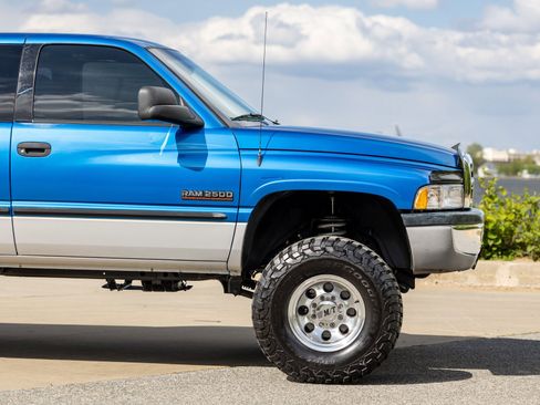 Used 1999 Dodge Ram 2500 Truck 4x4 Quad Cab image 13