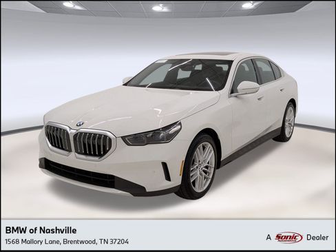 Used 2024 BMW 530i w/ Premium Package image 1