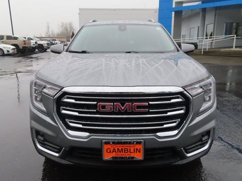 Certified 2023 GMC Terrain SLT image 2