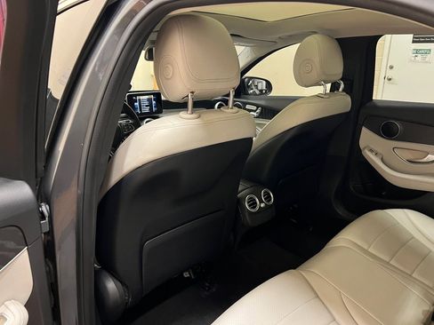 Used 2017 Mercedes-Benz C 300 Sedan image 30