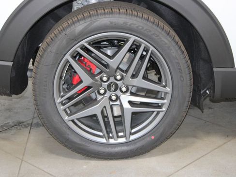 New 2026 Ford Explorer ST image 12