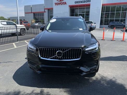 Used 2022 Volvo XC90 T6 Momentum w/ Advanced Package AWD/4WD image 3