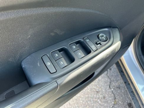 New 2026 Hyundai Venue SE FWD image 14