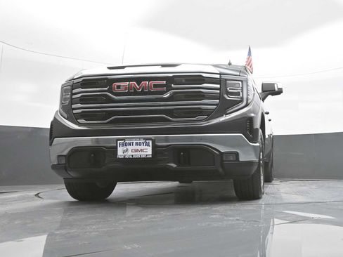 Used 2025 GMC Sierra 1500 SLT AWD/4WD image 37