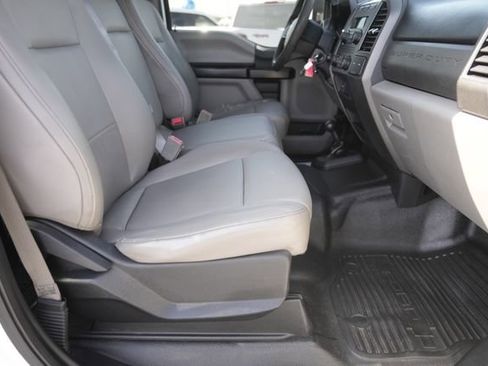 Used 2018 Ford F250 XL w/ Power Equipment Group image 18