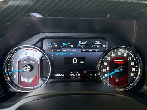 Used 2022 Ford F250 Lariat w/ Lariat Ultimate Package AWD/4WD image 12