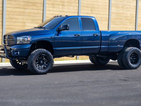 Used 2008 Dodge Ram 3500 Truck Laramie w/ Trailer Tow Group image 4