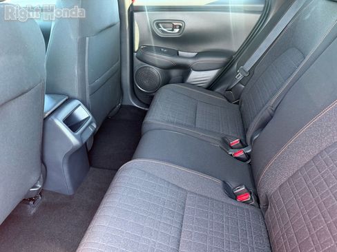 Certified 2025 Honda HR-V Sport image 28