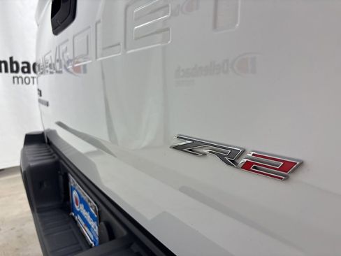 Used 2022 Chevrolet Colorado ZR2 w/ ZR2 Dusk Special Edition AWD/4WD image 19