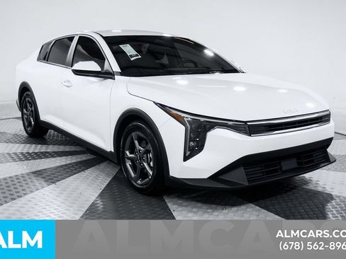 Used 2025 Kia K4 FWD image 8