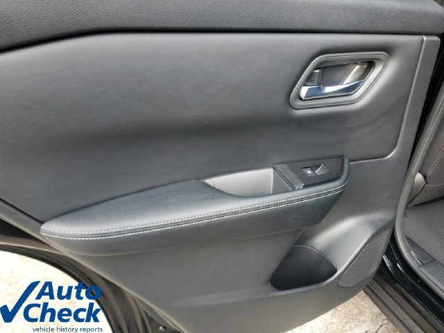 Used 2024 Nissan Rogue SV FWD image 14