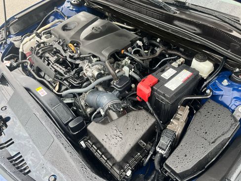 Used 2023 Toyota Camry LE image 10