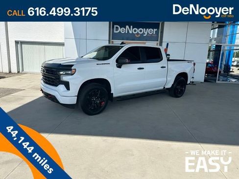 Used 2023 Chevrolet Silverado 1500 RST w/ Redline Edition AWD/4WD image 1