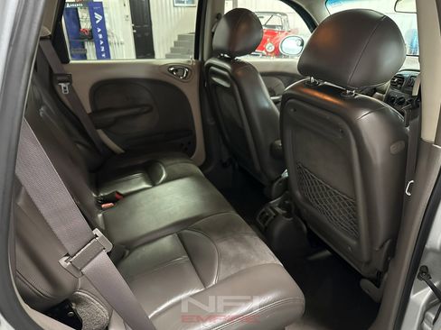 Used 2001 Chrysler PT Cruiser image 39