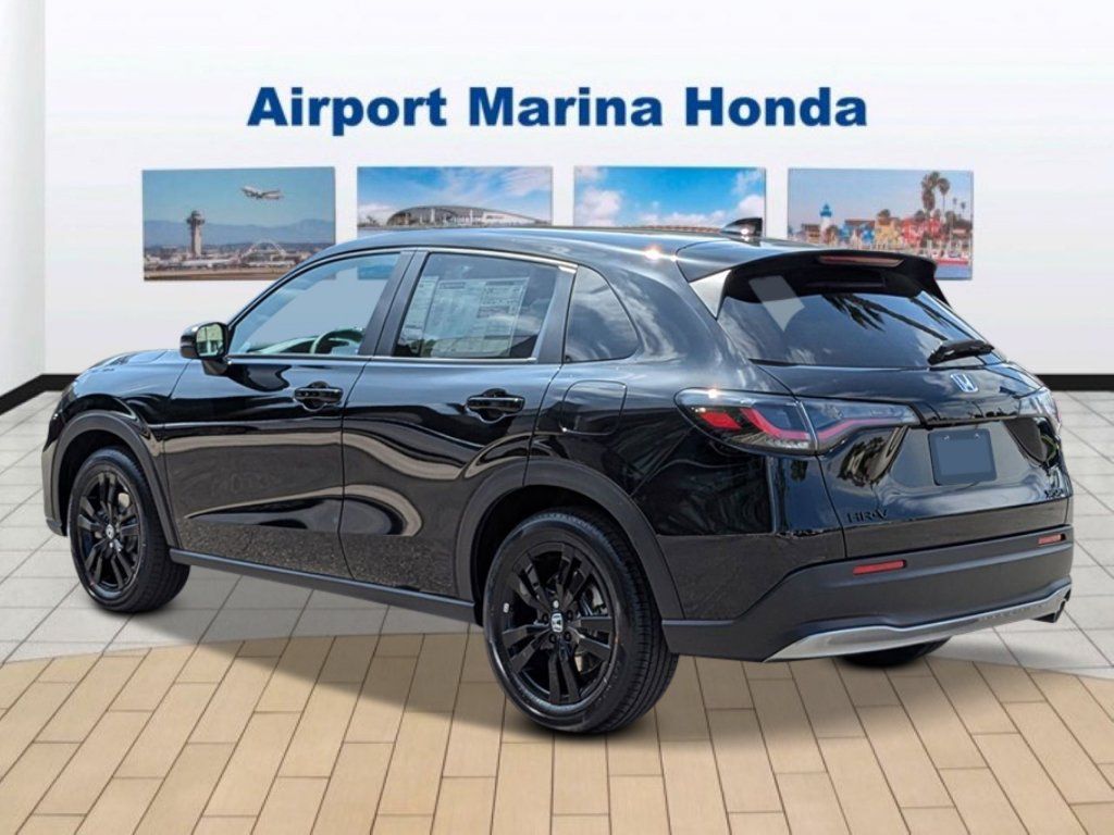New 2027 Honda HR-V Sport image 2