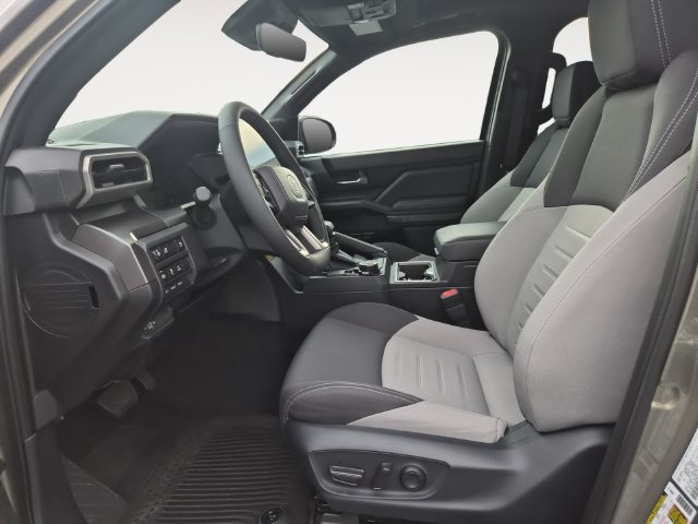 Used 2026 Toyota Tacoma TRD Off-Road w/ TRD Off Road Upgrade Package AWD/4WD image 11