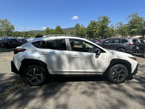 New 2025 Subaru Crosstrek 2.5i Premium image 9