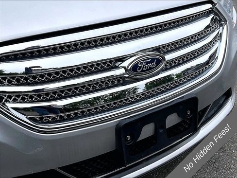 Used 2018 Ford Taurus Limited FWD image 26