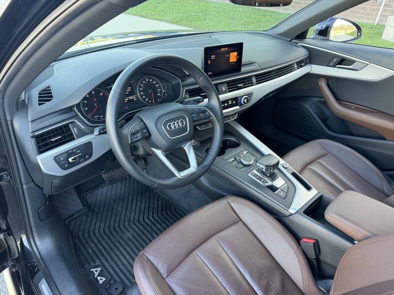 Used 2017 Audi A4 2.0T allroad Premium AWD/4WD image 14