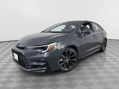 Used 2025 Toyota Corolla SE w/ SE Premium Package
