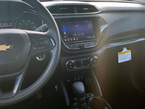 Used 2022 Chevrolet TrailBlazer LT w/ Convenience Package image 10