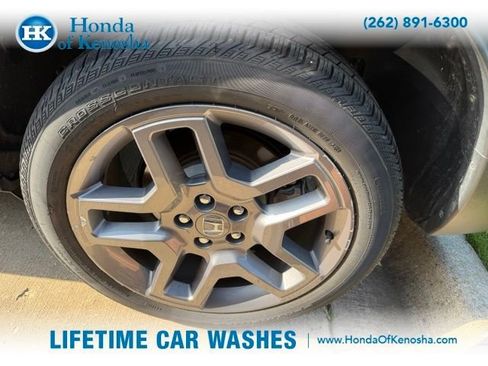 Used 2023 Honda Passport EX-L image 3