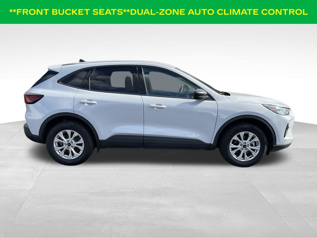 Used 2025 Ford Escape Active AWD/4WD image 6