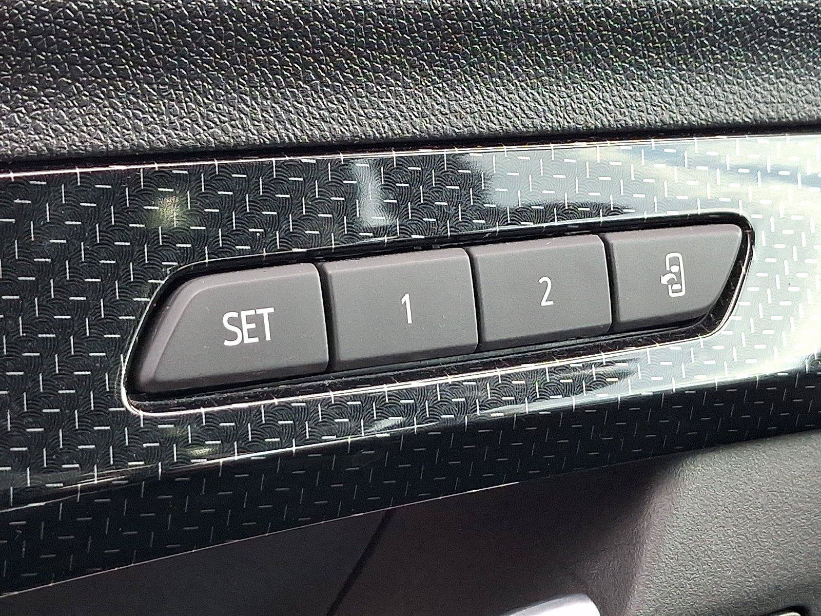 Used 2023 GMC Terrain AT4 AWD/4WD image 23
