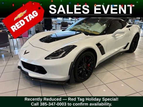 Used 2016 Chevrolet Corvette Z06 w/ 3LZ Preferred Equipment Group image 2