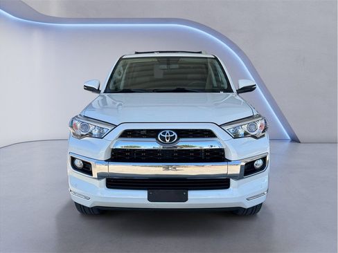 Used 2017 Toyota 4Runner Limited AWD/4WD image 2