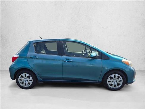 Used 2014 Toyota Yaris LE FWD image 4