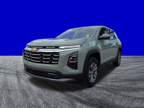 Used 2025 Chevrolet Equinox LT FWD image 8