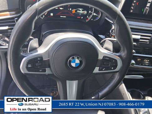 Used 2019 BMW 530i w/ Convenience Package RWD image 18