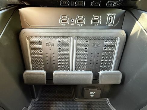 New 2026 RAM 2500 Limited image 38