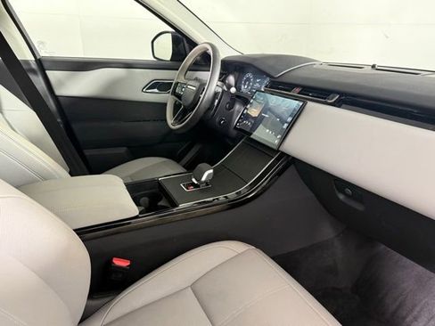 Used 2025 Land Rover Range Rover Velar Dynamic SE AWD/4WD image 33