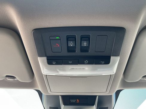 Used 2021 Nissan Rogue SL w/ Premium Package FWD image 22