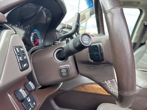 Used 2020 GMC Yukon XL Denali w/ Denali Ultimate Package image 60