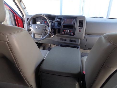 Used 2019 Nissan NV 3500 SL RWD image 57