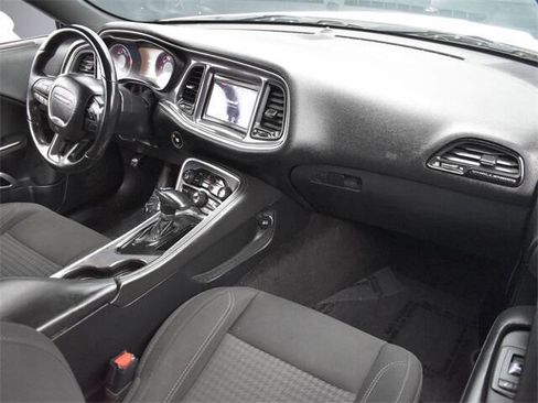 Used 2018 Dodge Challenger R/T image 12