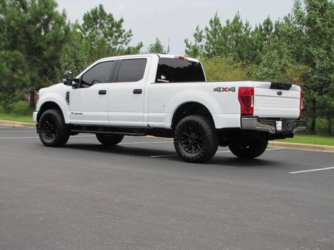 Used 2022 Ford F250 XLT AWD/4WD image 7