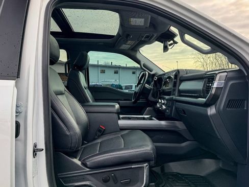 Used 2023 Ford F250 Lariat w/ Lariat Ultimate Package image 15