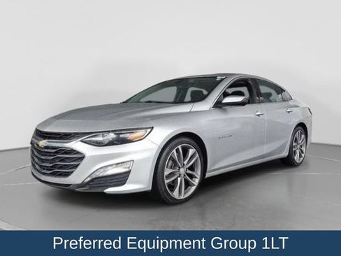 Used 2021 Chevrolet Malibu LT FWD image 4